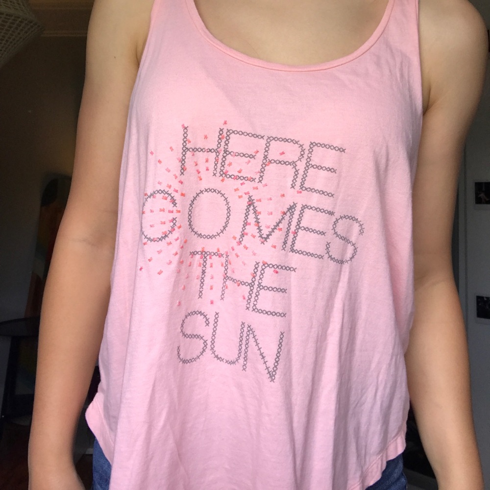 american eagle tank top!!